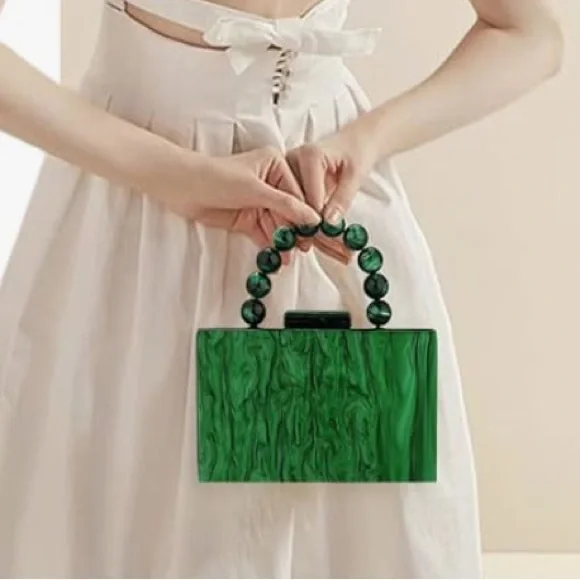 Elegant Green Handbag with Beaded Handle - Picture 3 of 13